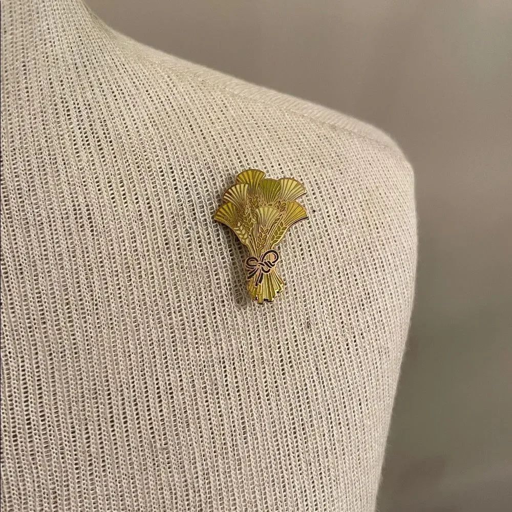 Vintage Hallmark Cloisonné Wheat Enamel Pin - Brooch Thanksgiving Theme 1970’s - Picture 15 of 16